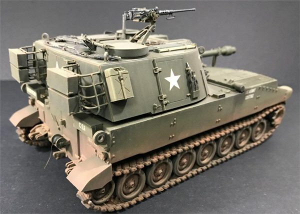 AFV Club AF35108 M108 105mm Kundağı Motorlu Tankı - Görsel 4