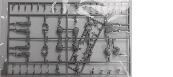 CyberHobby 9158 T 34/85 Tankı ve Mücahit Figürleri Demonte - Görsel 4
