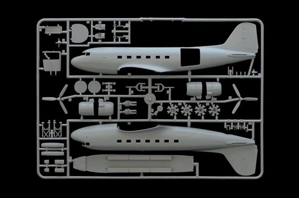 C-47 Skytrain Askeri Uçak