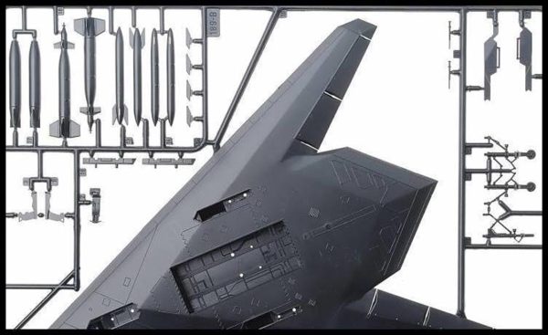 Italeri 0189S F-117A Nighthawk - Görsel 4