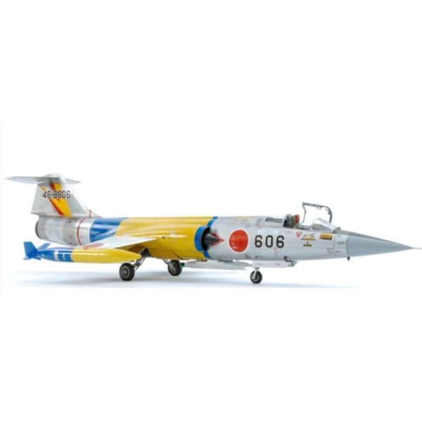 F-104J