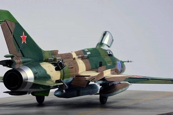 Su-17M3/M4 (Fitter D) 2.0 Savaş Uçağı