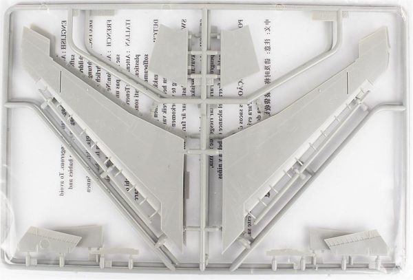 F-100D Super Sabre Savaş Uçağı Plastik Model Kiti