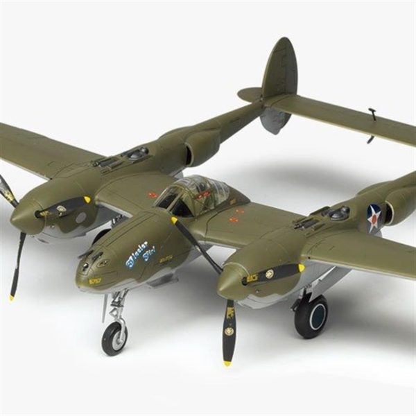 Academy 12208 P-38F - Görsel 4