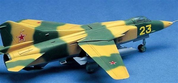 Academy 12455 MIG-27 Flogger - Görsel 4