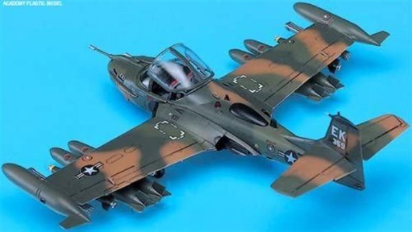 Academy 12461 Cessna A-37B Dragonfly - Görsel 4