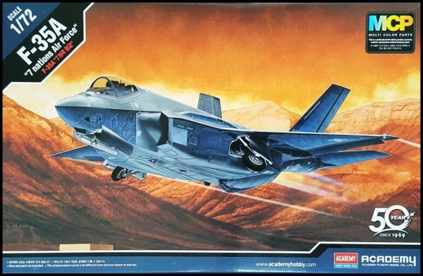 Academy 12561 1/72 Ölçek