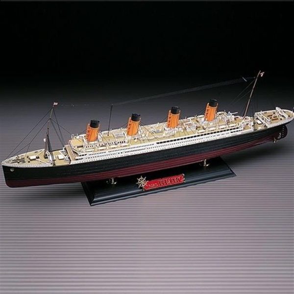 Academy 14215 00 The White Star Liner Titanic Yolcu Gemisi - Görsel 4