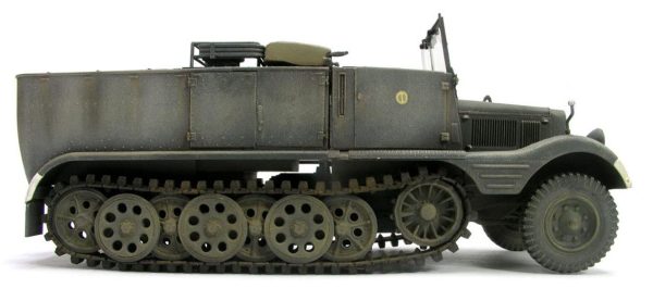 AFV Club AF35040 1/35 Ölçek, Sdkfz11 3 Ton Yarı Paletli Kamyon, Plastik Model kiti - Görsel 4