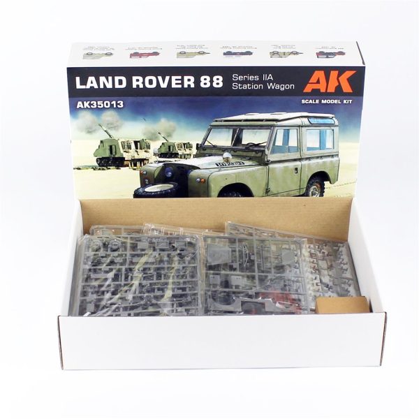 AK 35013 Land Rover 88 Series IIA - Görsel 4