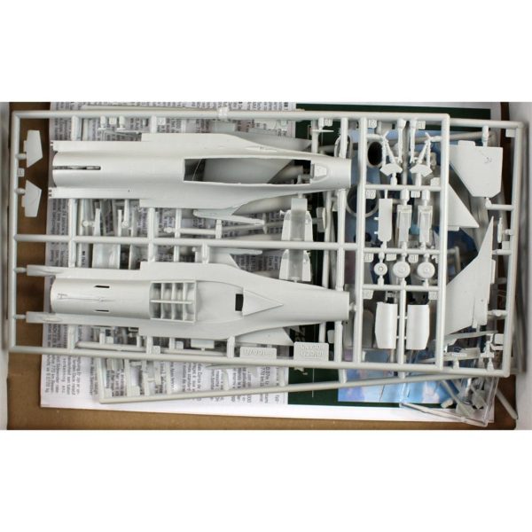 Mistercraft D034 1/72 F-16A-15 (Avcı Şahin) Savaş Uçağı Plastik Model Kiti - Görsel 3