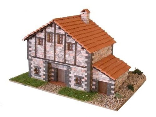 Domenech 3505 Kantabria Tipik Dağ Evi