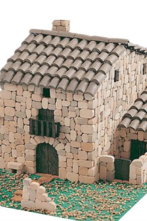 Domenech 3603 El Caserio Tipik Kırsal Evi