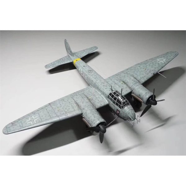 He219A-0 Uhu ( Golden Wing Serisi) Savaş Uçağı Plastik Model Kiti