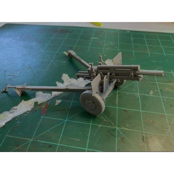 Dragon 6531 1/35 Ölçek,,105mm Howitzer M2A1 Top ve M2A2 Römork ile Mürettebatı, Plastik Model Kiti - Görsel 2
