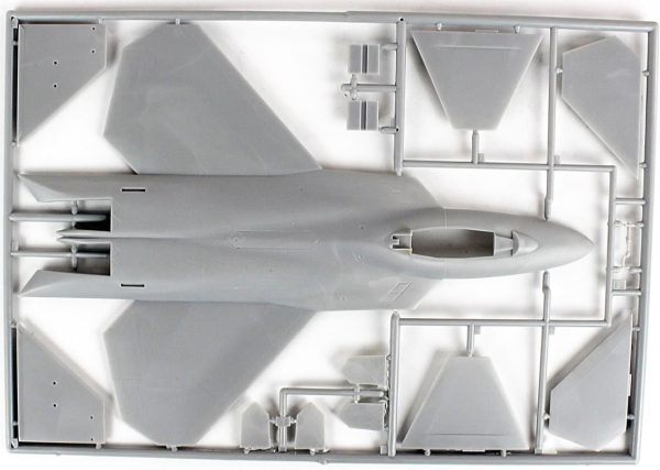 Mistercraft F007 1/72 YF-22 Lightning II Savaş Uçağı  Plastik Model Kiti - Görsel 2