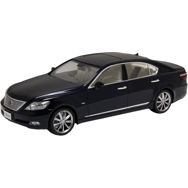 Lexus LS600hL Hybird