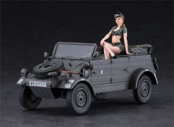 Pkw.K1 Kübelwagen Type 82 w/Blond Girl's Figure