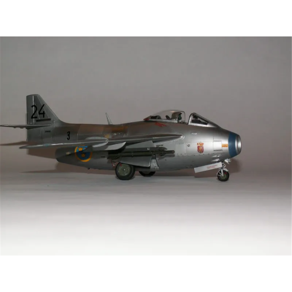 J-29F  Tunnan