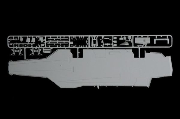 Italeri 5534S 0 U.S.S. George H.W. Bush CVN 77 - Görsel 4