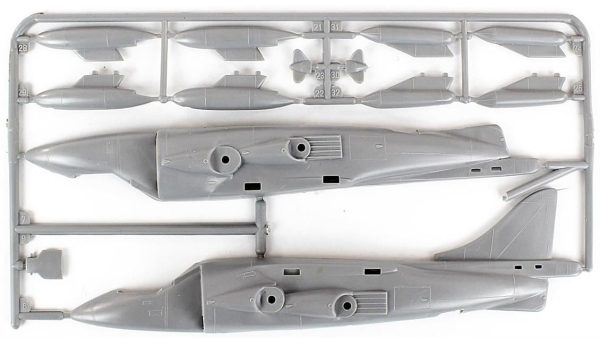 Mistercraft D053 AV-8B Harrier II Plus Bulldogs - Görsel 2