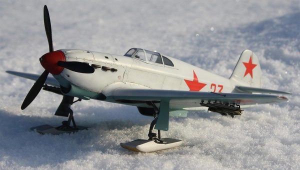 Modelsvit MSVIT4802 YAK-1 Sovyet Arktik Kayaklı - Görsel 7