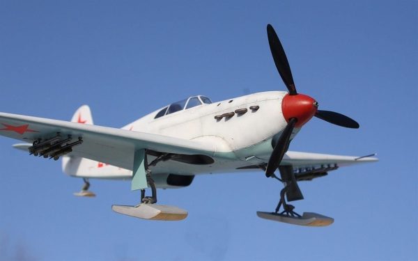 Modelsvit MSVIT4802 YAK-1 Sovyet Arktik Kayaklı - Görsel 8