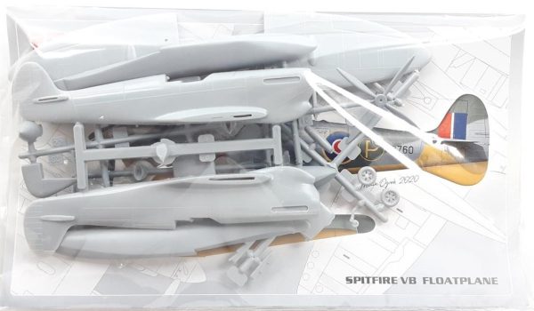 Submarine Spitfire VB Floatplane Deniz Uçağı Maketi
