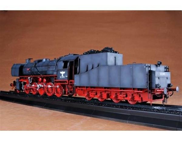 Trumpeter 00210 Alman BR 52 - Görsel 4