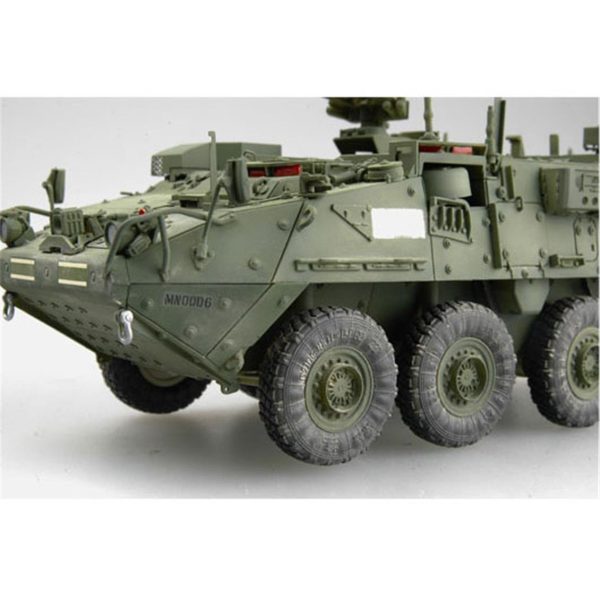 Trumpeter 00397 M1130 Stryker Zırhlı Keşif Aracı - Görsel 3