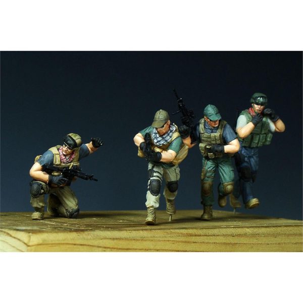 Trumpeter 00419 PMC Saldırı Timi Irak'ta - Görsel 3