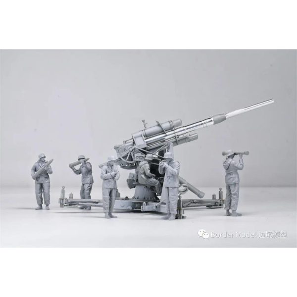 Alman 88mm Gun Flak36 ve 6 Adet Uçaksavar Mürettebatı